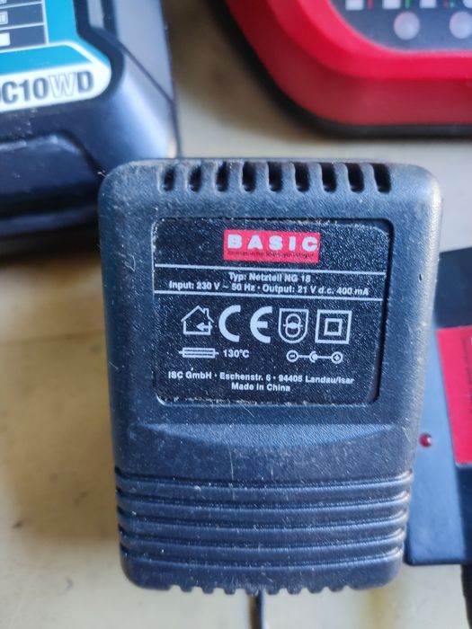 Vând încărcătoare diferite tipuri si modele