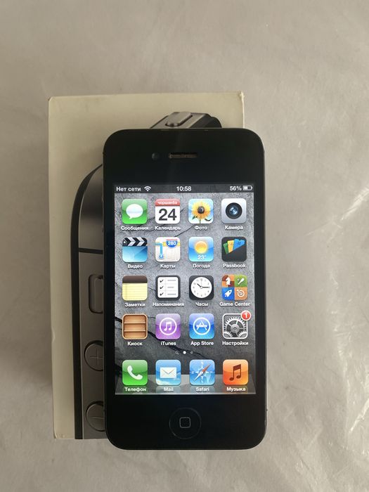 Срочно продаю Iphone 4s 8gb