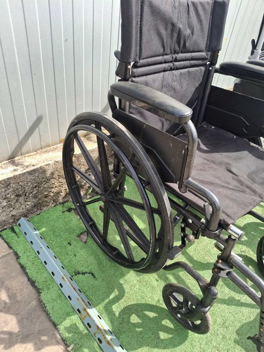 Инвалидни колички