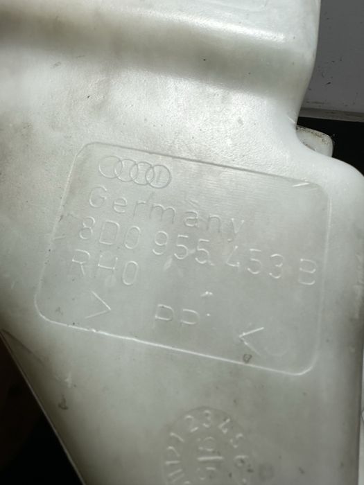 vas lichid parbriz Audi A4 B5 1995-2001 | 8D0955453B