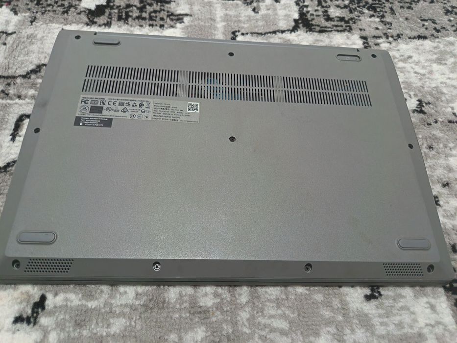Lenovo Core i3 10 - avlod 16/ 256 holati yaxshi