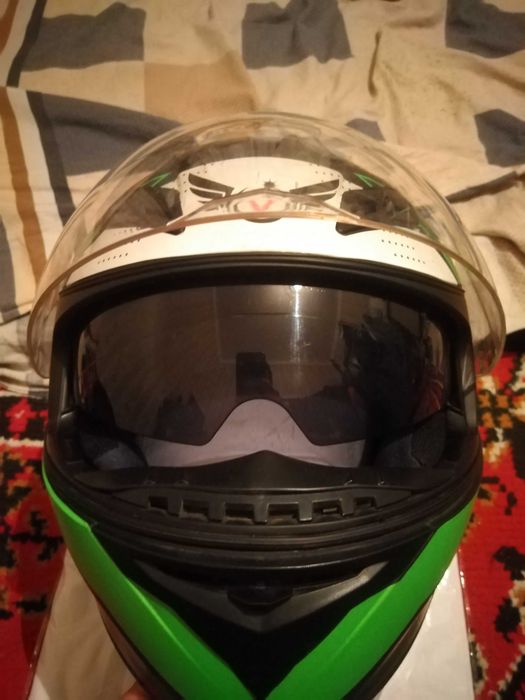 Не дорого мотошлем