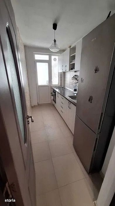 Apartament cu 3 camere - zona Podu Ros - Bld. Socola