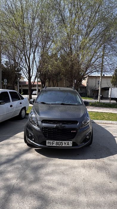 Spark sotiladi   v bankka qarzi bor  polni navorot rasxodqilnga