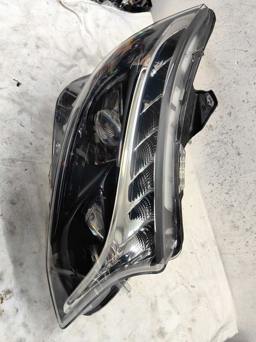 Оригинален фар Мерцедес Вито  Mercedes Vito Full Led Black