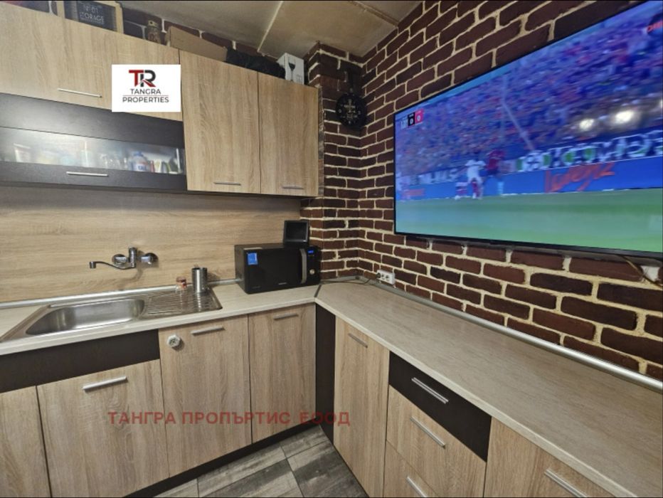 Продава се Двустаен апартамент в Радомир - 69 кв.м за 961 €/кв.м - Снимка #9