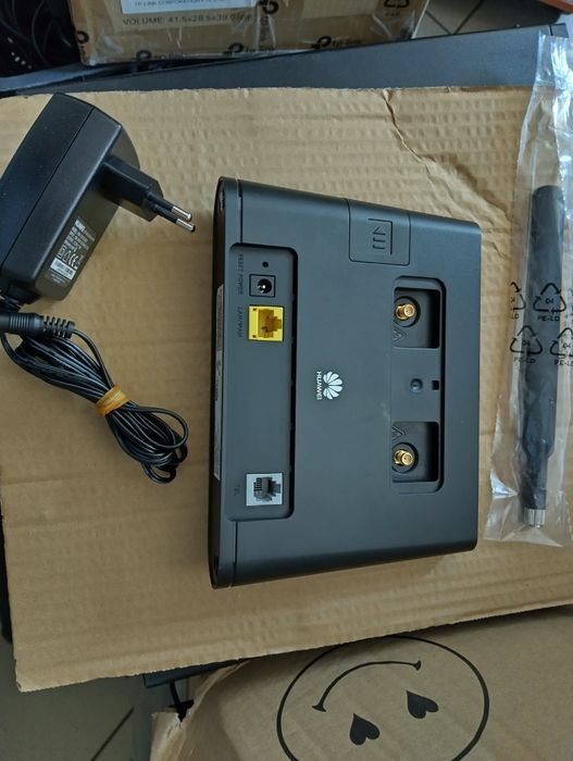 4G рутер HUAWEI B310s-22 отлключен