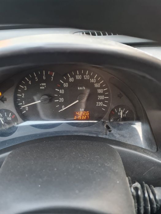Opel corsa cC2001