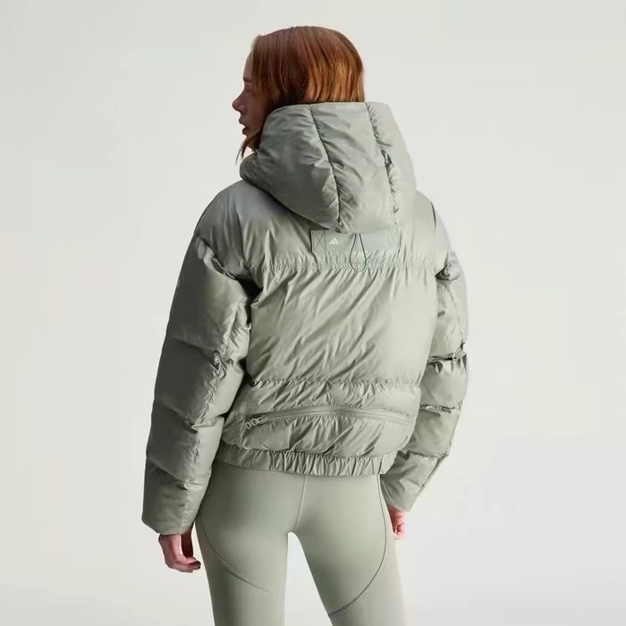 Продам пуховик Adidas & Stella Mccartney