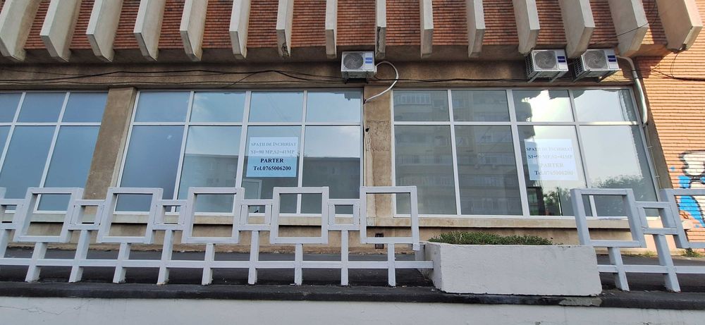 Spatii comerciale de inchiriat - 90mp sau 41mp