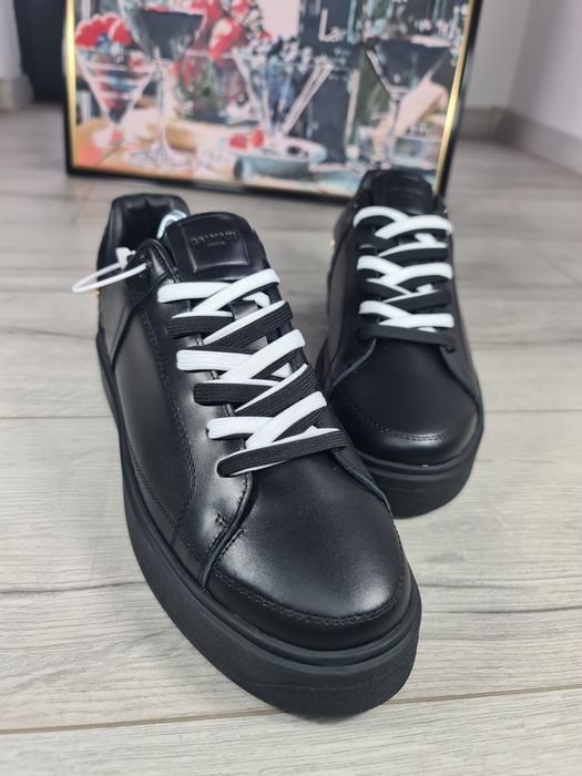 Sneakers-Balmain-Negru-Alb-43-Transport-Gratuit-Breloc-LV+Parfum-Cadou