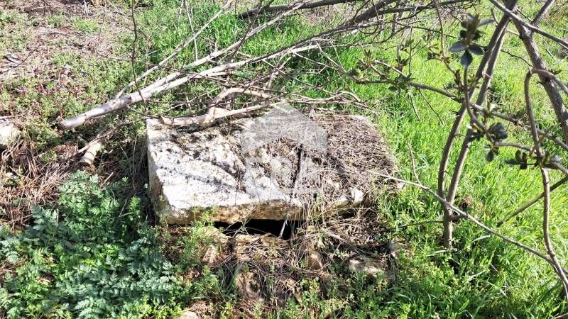 Ексклузивен, урегулиран поземлен имот за продажба, с малка постройка,