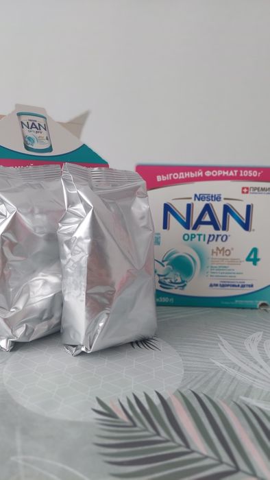 Продам детское питание новое  NAN 4