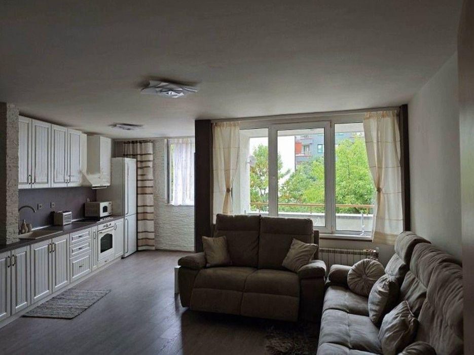 Дава се под наем Двустаен апартамент в София, Мусагеница - 75 кв.м за 857.82 € - Снимка #1