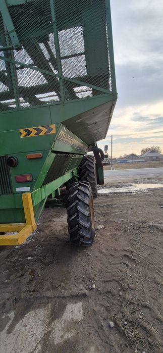 Комбайн John deer 9965