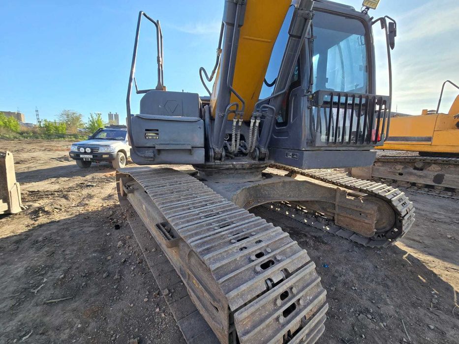 Продам Экскаватор XCMG XE 215 D