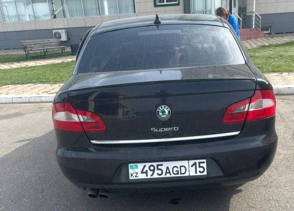 Шкода     суперб