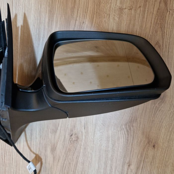 Огледала Мерцедес W204