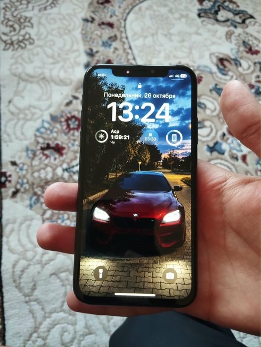 Продам Iphone XS