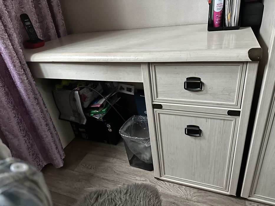 Спальный гарнитур