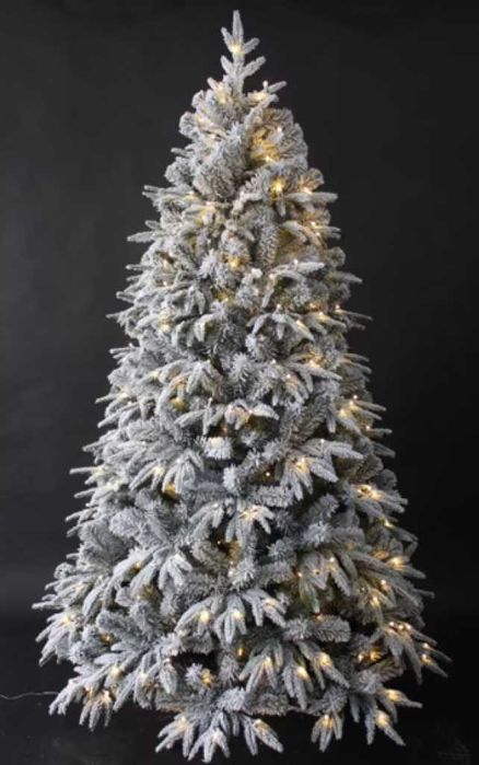 Елха!Супер реалистична коледна елха с вградени лампички по връхчетата.