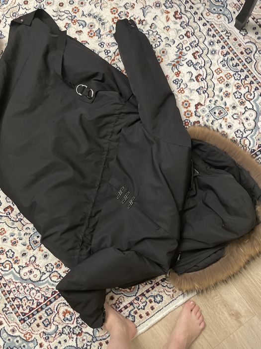 Продам парку длинная