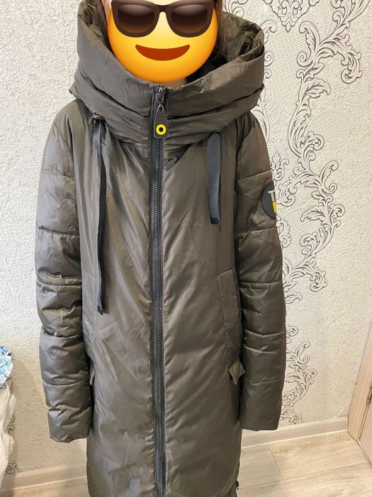 Продам зимнюю куртку.