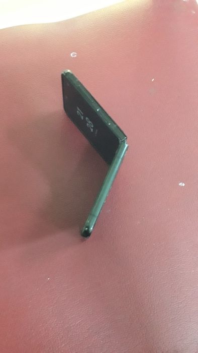 Samsung Galaxy Z Flip3 5G