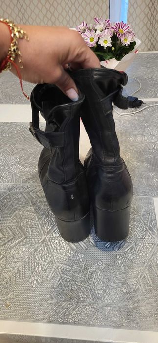 Боти естествена кожа 40номер