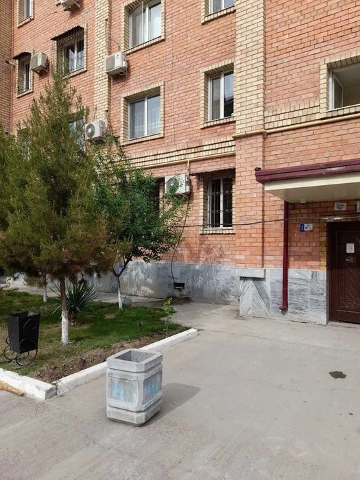 Продаётся своя квартира Сергели 7А 2/4/7