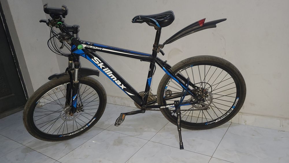 Velik Skilmaks велик