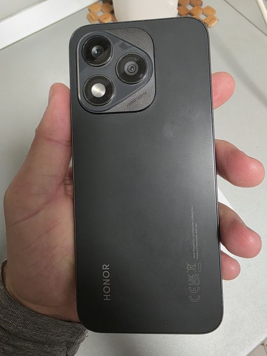 Honor 400 Lite cu Garantie . 256 Gb !!!