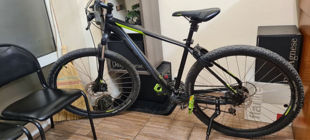 Колело Планинско Cube 19ʼ + Нови Резервни педали