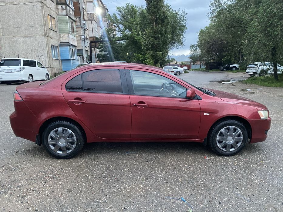 Mitsubishi Lancer