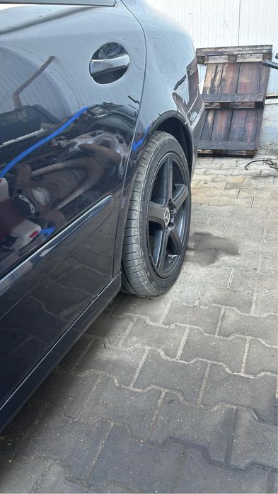 MERCEDES-BENZ E-Class 0 — imagine 2