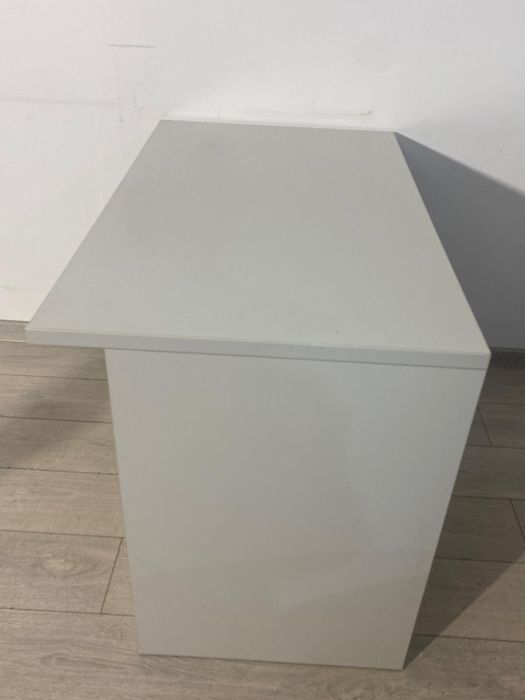 10 Buc. Comodă 100 cm; Etajeră; Dulap cu Rafturi; Bibliotecă