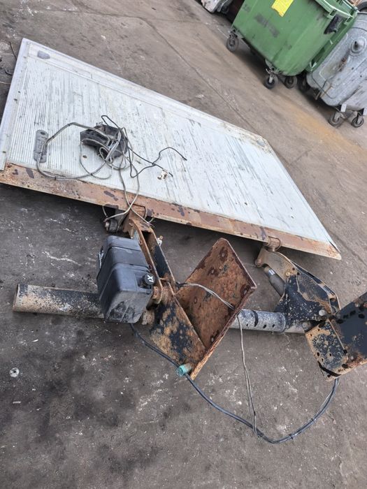 Падащ борд за Mercedes