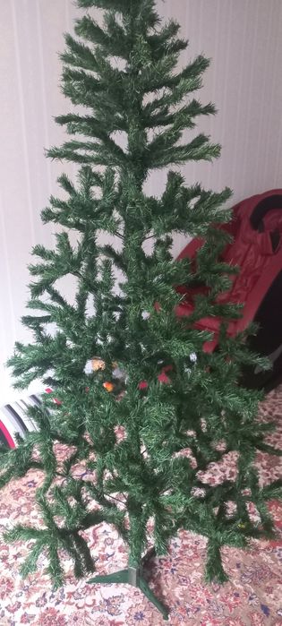 Продам елку. Искусственный
