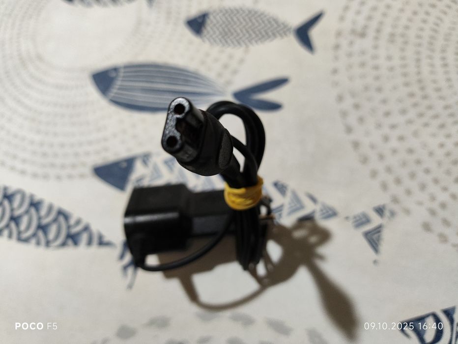 Зарядно за самобръсначка "Philips"