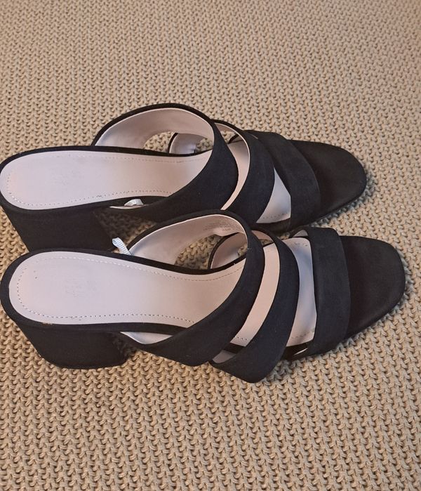 Sandale noi finuțe toc comod 39