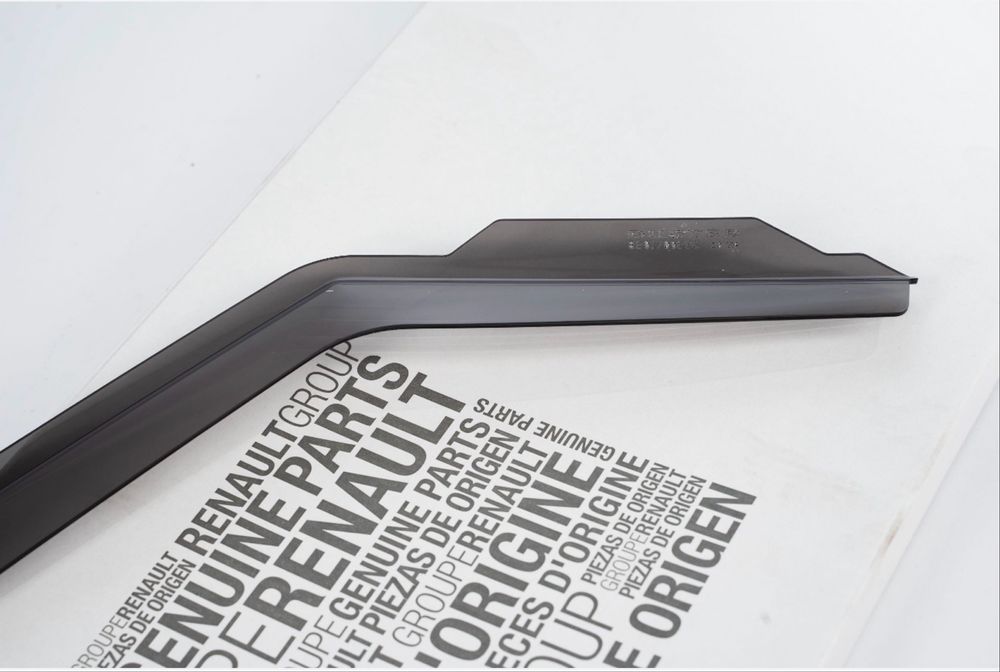 Paravanturi fata originale Dacia Duster 2 2018-2023