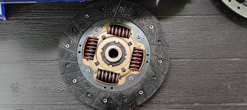 Set ambreiaj CHEVROLET NUBIRA DAEWOO LACETTI, NUBIRA 1.4/1.6 după 2003