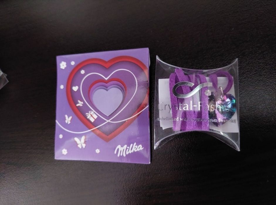 Гривни и колиета Milka