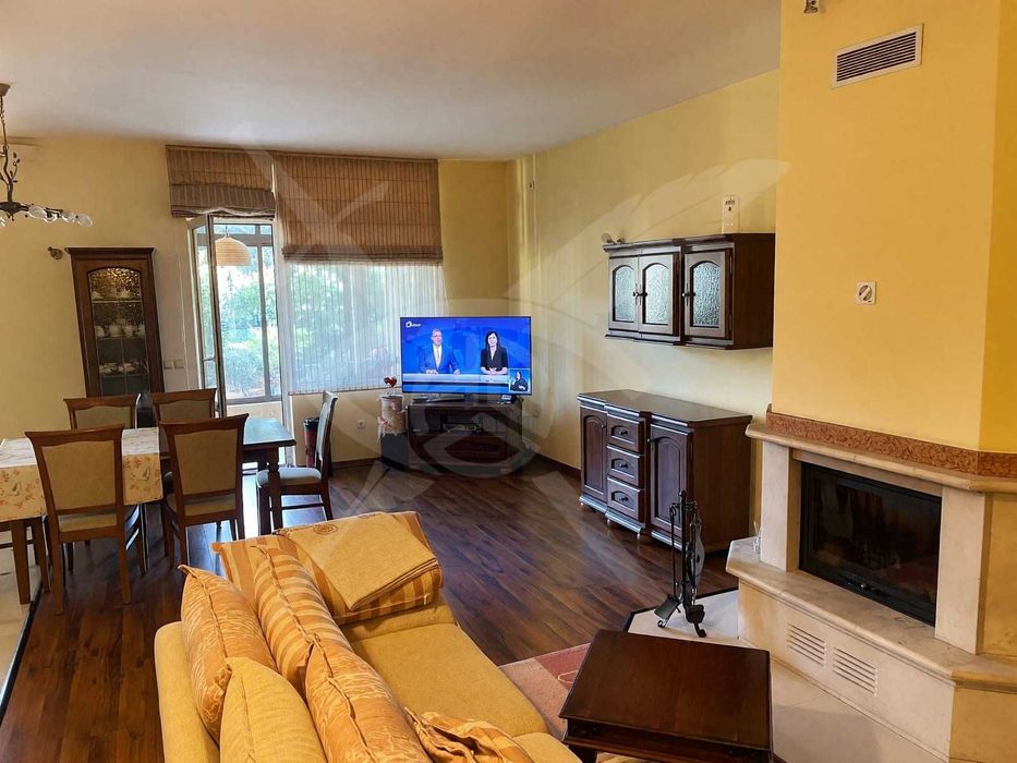 Продава се Етаж от къща в Свети Влас - 200 кв.м за 3100 €/кв.м - Снимка #2