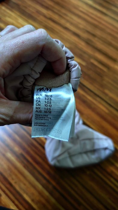 Combinezon iarna bebe +manusi + papucei textili 18 luni wedze decathlo