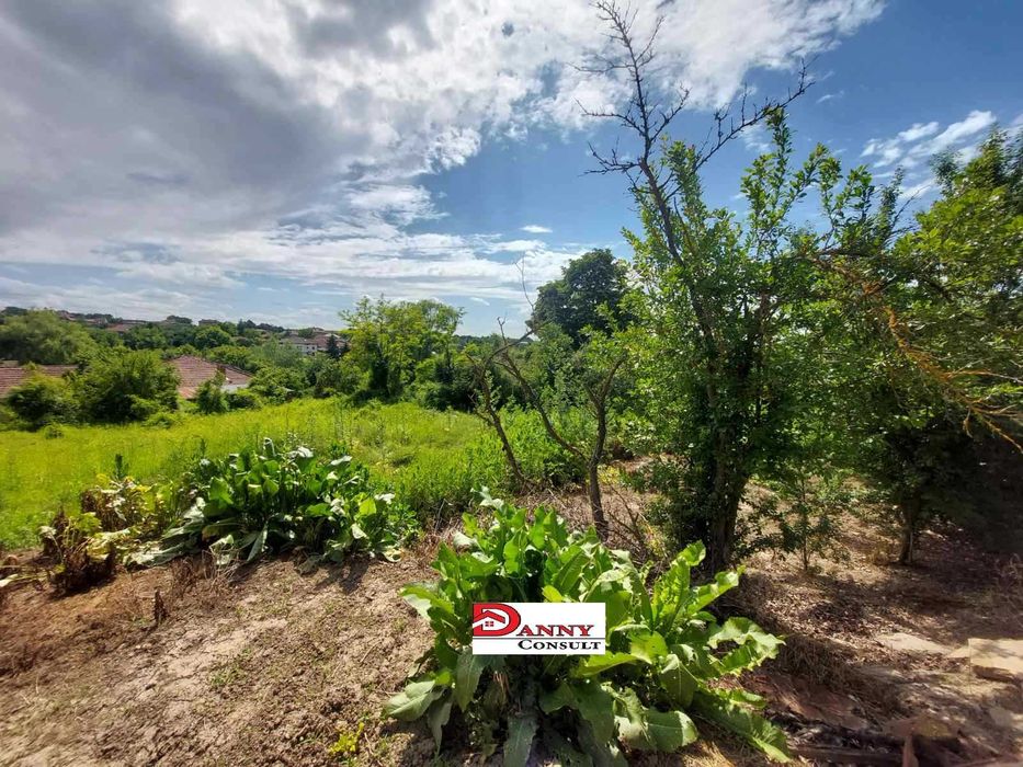 Продава се Парцел в Велико Търново, Акация - 1700 кв.м за 27 €/кв.м - Снимка #1