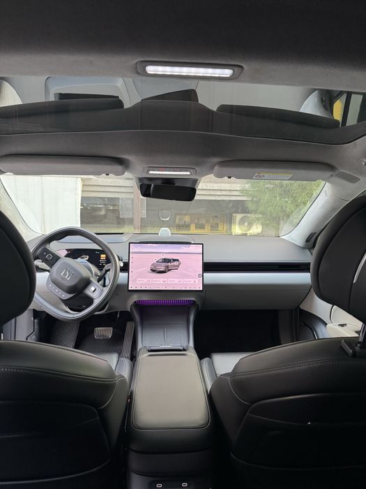 Автомобиль ZEEKR 007