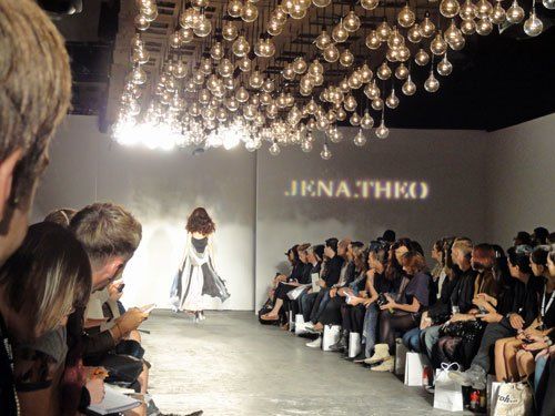 JENA THEO дизайнерски панталон XXS/100% коприна