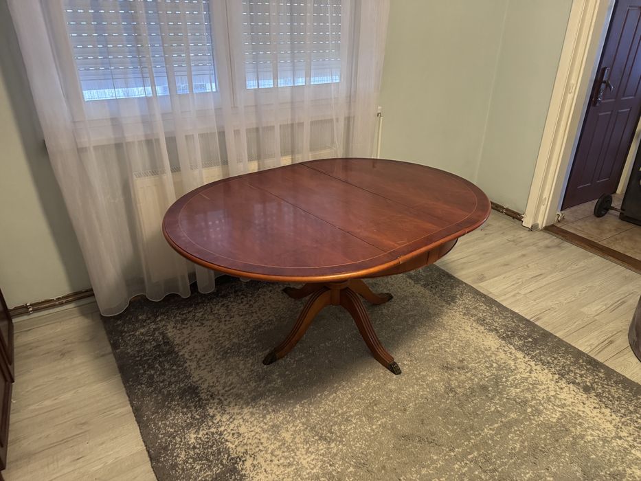 Vand mobila de sufragerie