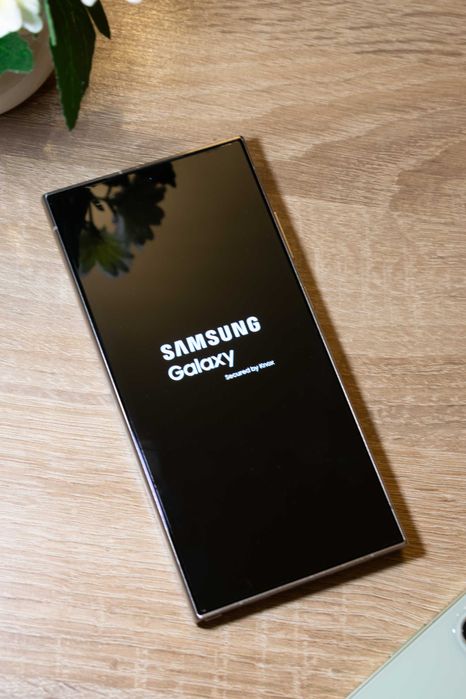 Samsung Galaxy S24 Ultra 512GB *Неразличим от нов*